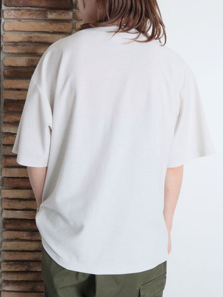 【ENIM BY VICKY】イヌネコバック刺繍Tシャツ《洗濯機で洗える》